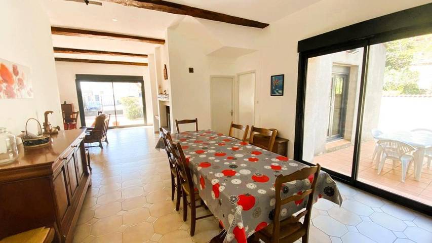 Location de vacances pour 8 personnes, avec terrasse et jardin, animaux acceptés à Pépieux - 4