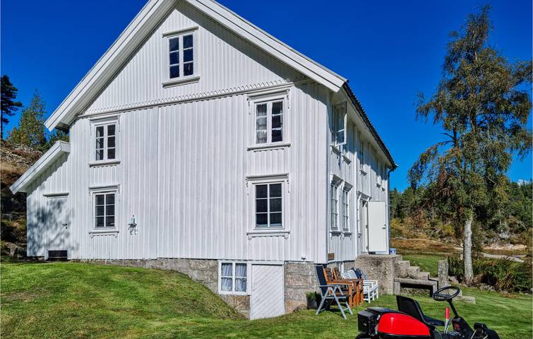 Ferienhaus für 6 Personen mit Garten in Marnardal