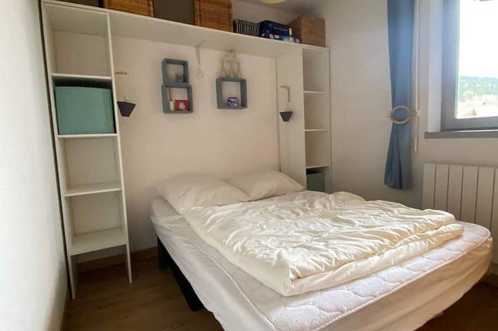 Appartement entier, Entre lac et montagne, appartement cosy type 2 au pied des télécabines. in Thollon-les-Mémises, Région de Thonon-les-Bains