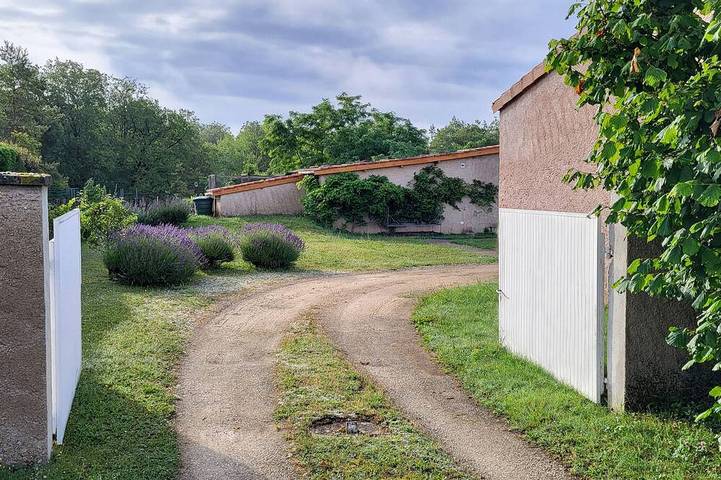 Chambre d’hôte pour 2 personnes, avec Jardin à Archigny