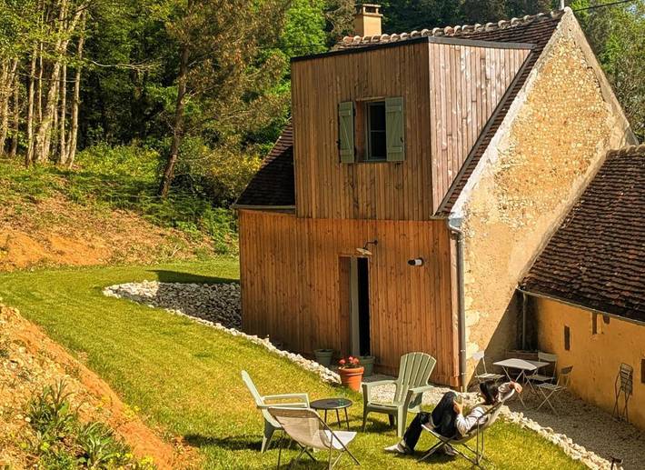 Location de vacances pour 4 personnes, avec Terrasse ainsi que Jardin et Vue à Ceton