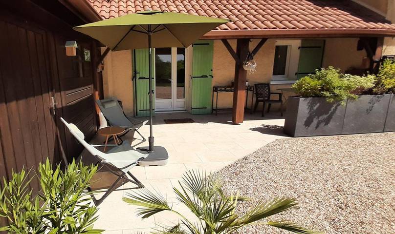 Gîte pour 2 personnes, avec jardin à Lembras - 4
