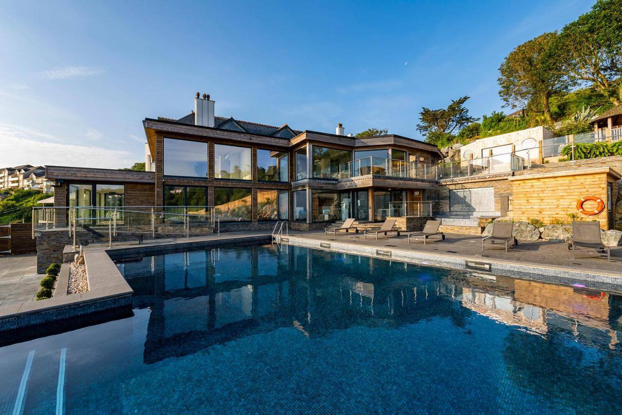 Villa - Beach Front in Carbis Bay, Cornwall