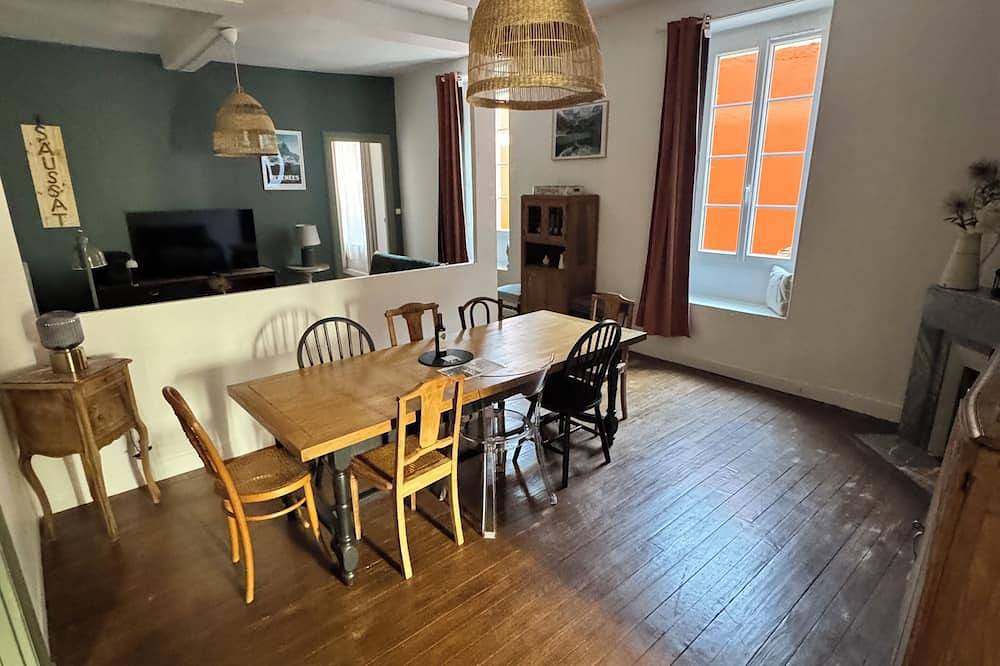 Appartement entier, Magnifique appartement plein cœur de Pau avec patio et garage privé in Pau, Béarn
