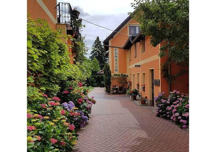 Ferienhaus für 3 Personen, mit Terrasse und Garten