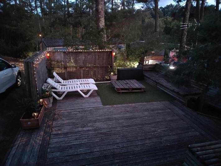 Camping pour 6 personnes, avec jardin et bassin pour enfant ainsi que piscine et jacuzzi au Cap Ferret - 2