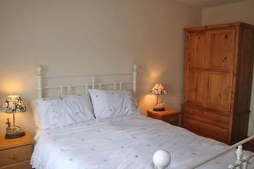 Holiday Apartment for 6 People in Claddaghduff, Connacht, Photo 1