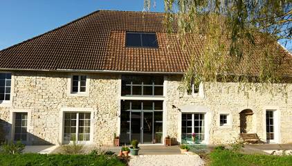 Chambre d’hôte pour 2 personnes, avec jacuzzi et jardin en Bourgogne-Franche-Comté