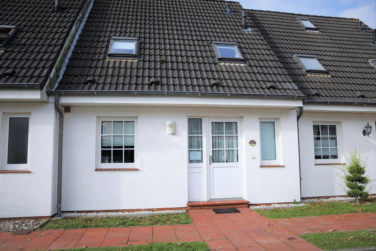 Adw 7 i - Ferienhaus 4 Zimmer mit Hund und Garten in Döse, Cuxhaven