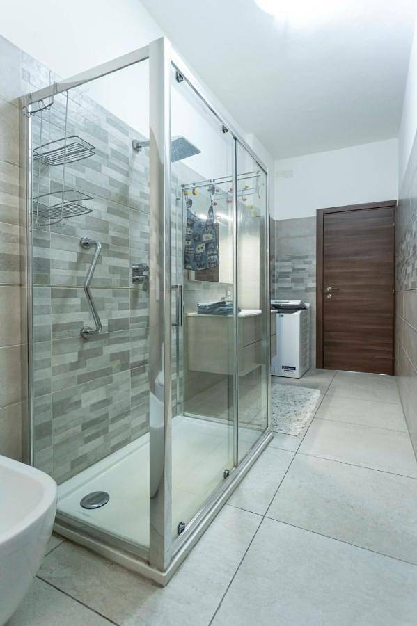 Gîte pour 5 personnes, avec balcon à Venaria Reale - 3