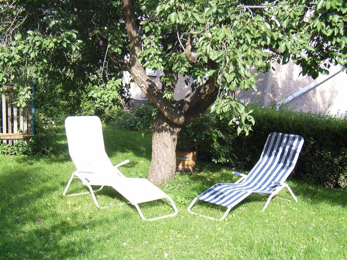 Ganze Ferienwohnung, Alices-Ferienwohnungen - Maisonette Dg,Wohnz./3 Schlafz./Küche/Bad Du+Wc/107 m²/6 P./2.Et in Arnstadt (Thüringen), Arnstadt