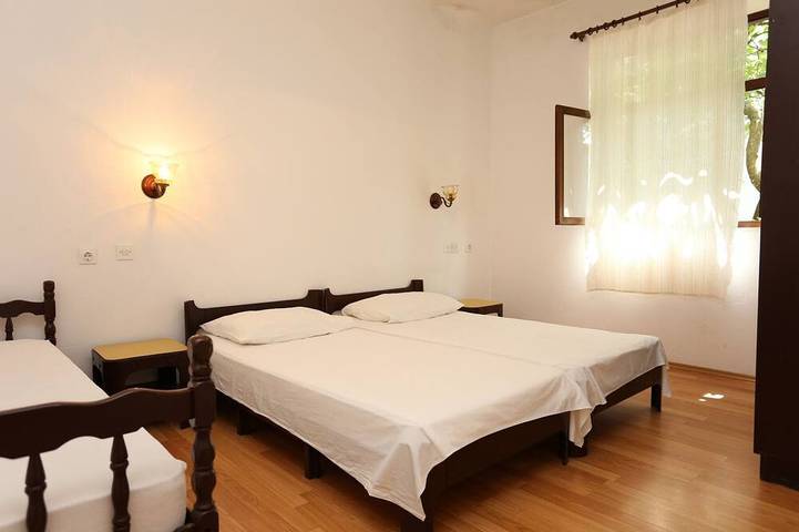 Ganze Wohnung, 2-Zimmer-Ferienwohnung am Strand Luka Dubrava, Peljesac in Dubrovnik-Neretva