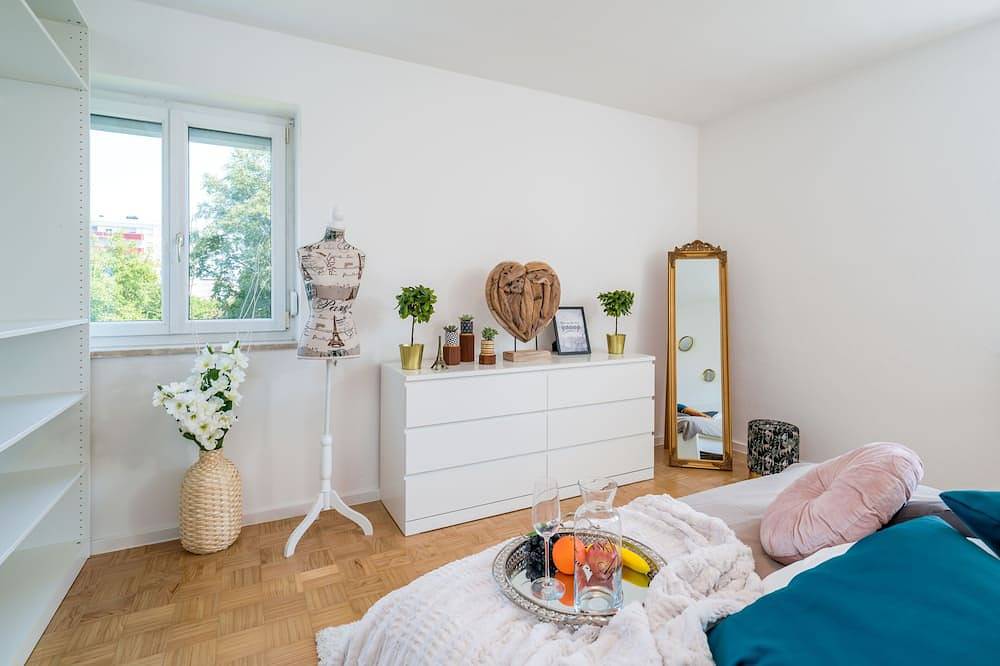 Eg L -Schöne 70m² 2-Zimmer City Wohnung im Zentrum in Freilassing, Rupertiwinkel