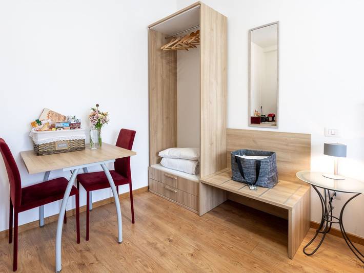 Zimmer mit Bad in einer Einrichtung mit Wellness-Center in Valeggio sul Mincio, Provincia de Verona
