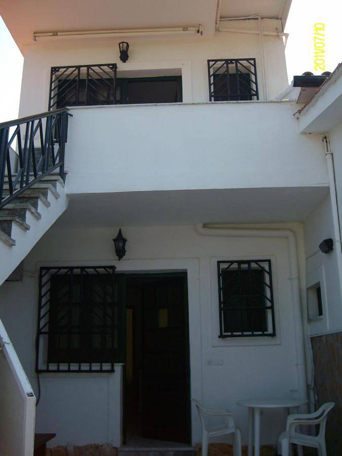 Vakantiewoning voor 2 personen, with balkon and uitzicht as well as tuin in Acharavi