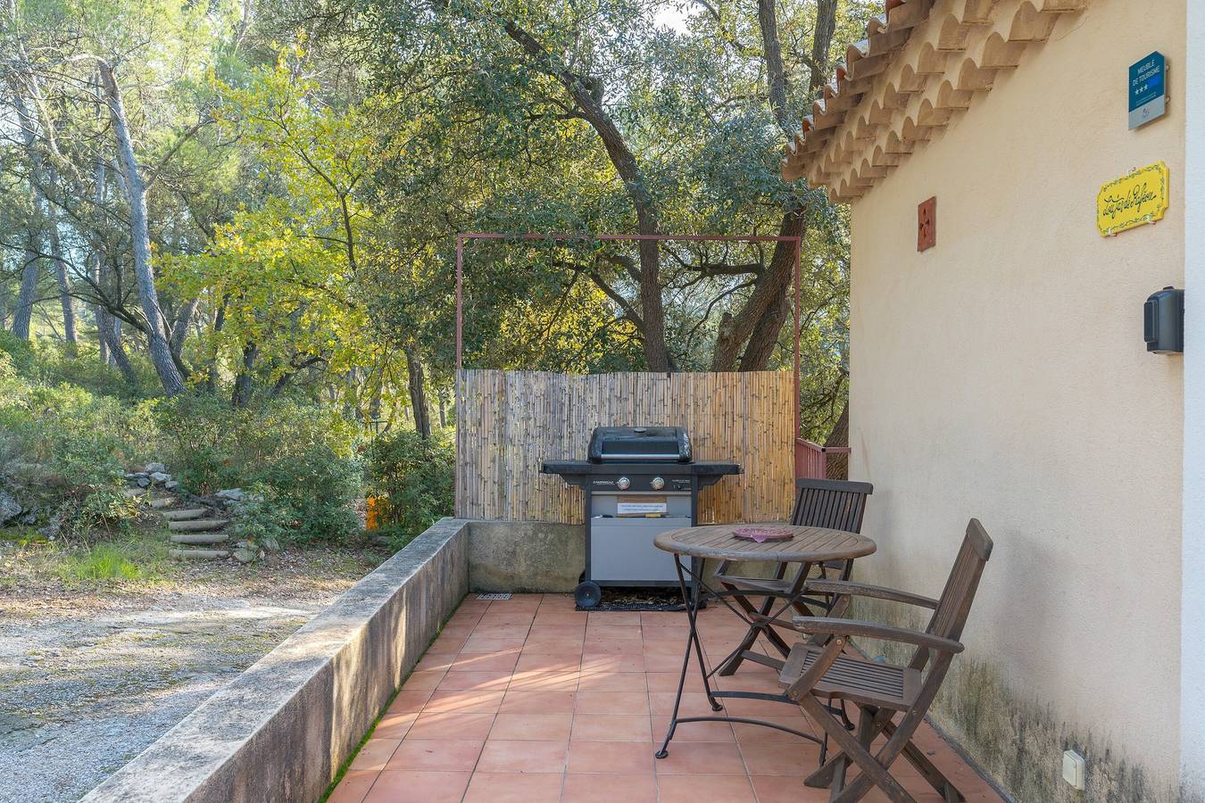 Casa Vacanze 'Lou Jas Dé Raféou - Gîte Raphaël' con Vista Montagna, Wi-Fi e Aria Condizionata in Le Tholonet, Aix-en-Provence e dintorni