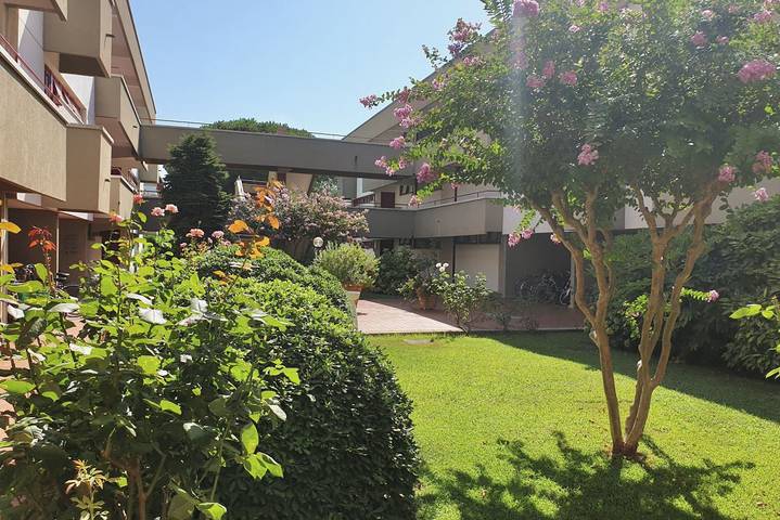 Ferienwohnung für 4 Personen, mit Balkon/Terrasse und Pool in Marina di Bibbona - 3