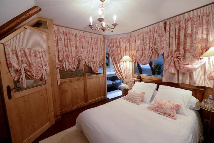 Maison d’hôte pour 2 personnes, avec vue et jardin dans le Cantal - 4