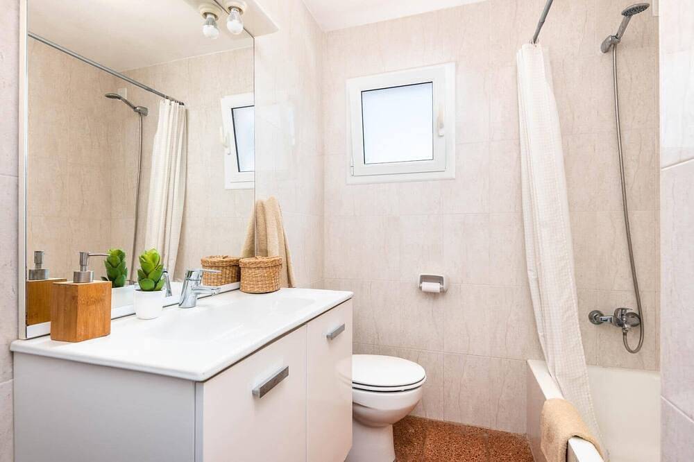 Villa Iris Prima by Villa Plus in Punta Prima, Sant Lluís