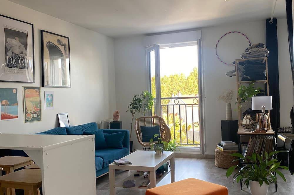 Entire apartment, 1 Bedroom Apartment in Aulnay-sous-Bois in Aulnay-sous-Bois, Seine-Saint-Denis