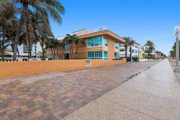 Beach Rental for 6 Guests in Hollywood Beach (FL), Hollywood (FL), Picture 1
