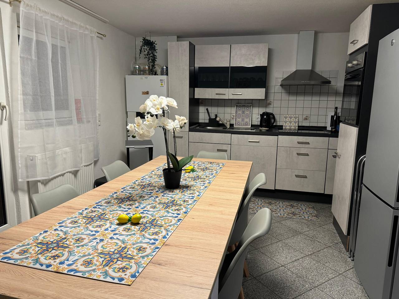 Ferienhaus 'Mb Homes Hechingen' mit privater Terrasse und Wi-Fi in Hechingen, Neckar-Alb