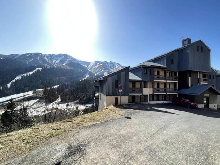 Gîte pour 6 personnes, avec balcon à Laveissière - 2