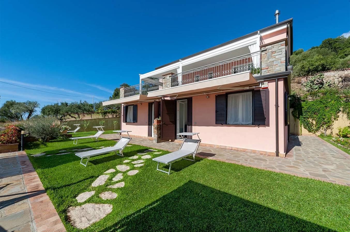Appartamento intero, Appartamento 'Blu' con Vista Mare, Wi-Fi e Aria Condizionata in Cilento