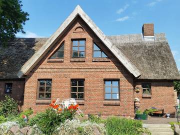 Ferienhaus für 7 Personen, mit Sauna und Garten sowie Ausblick und Seeblick, mit Haustier in Rankwitz