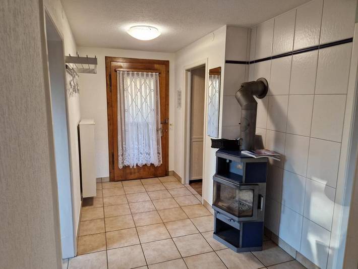 Gîte pour 7 personnes, avec terrasse ainsi que vue et jardin, animaux acceptés à Thun - 4