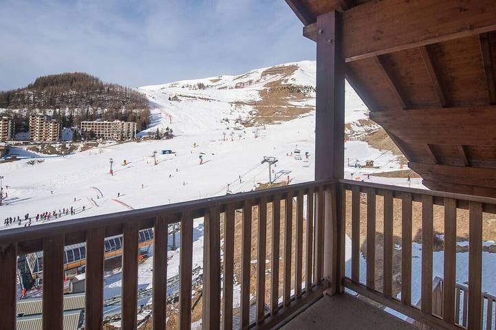 Appartement de vacances pour 8 personnes, avec balcon et piscine