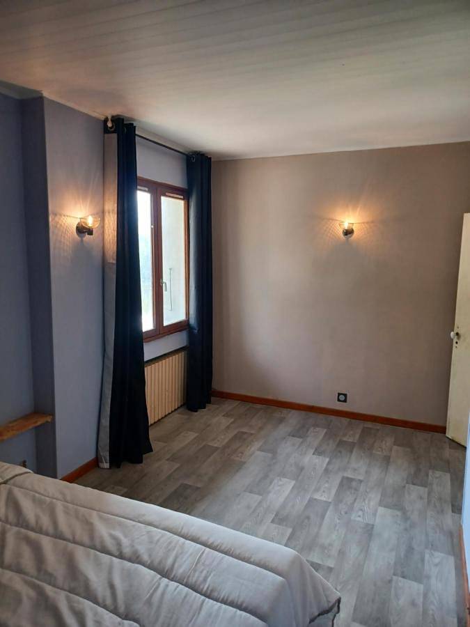 Maison de campagne pour 2 personnes, avec vue sur le lac et vue à Albens - 4