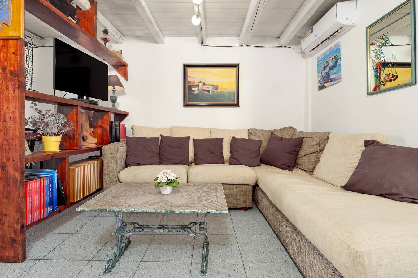 Appartement entier, Appartement 'Flamingo' avec terrasse privée, balcon et climatisation in San Teodoro, Olbia-Tempio