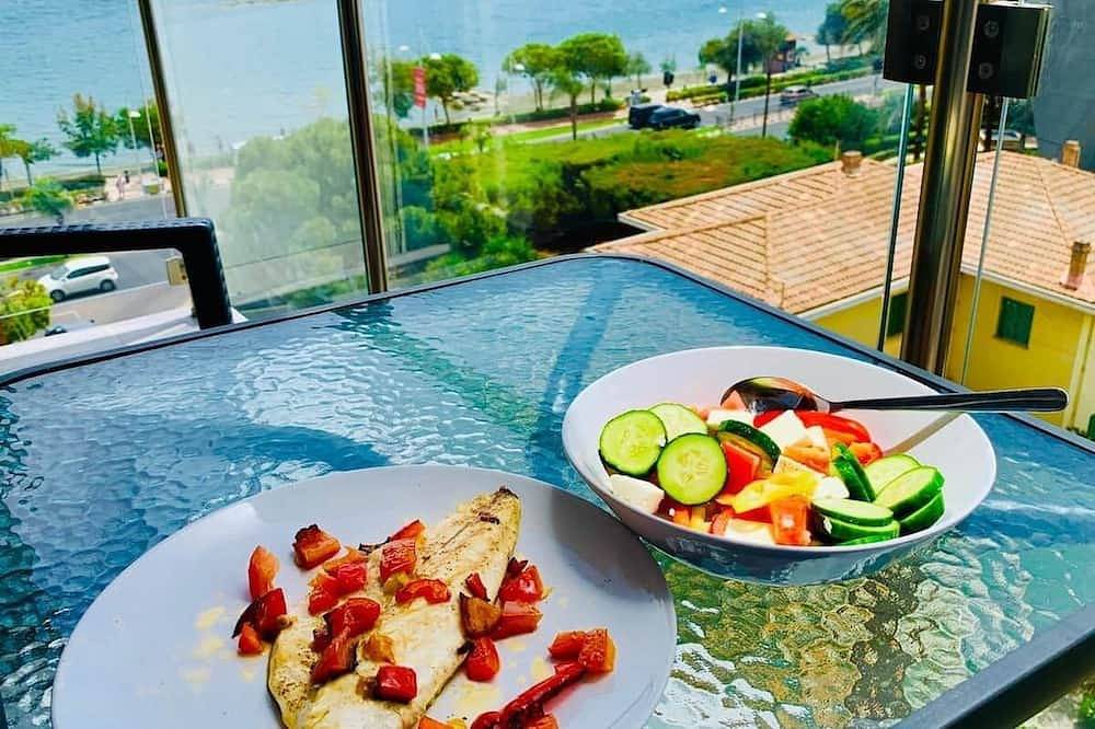 Appartement entier, Thalassa Sea View Suite, Sleeps 4, Wifi, Sat TV in Limassol, Chypre du Sud