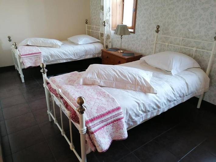 Cottage pour 4 personnes, avec vue ainsi que piscine et jardin à Neuvy-Bouin