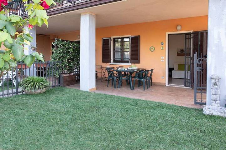 Ferienhaus für 3 Personen, mit Garten - 1
