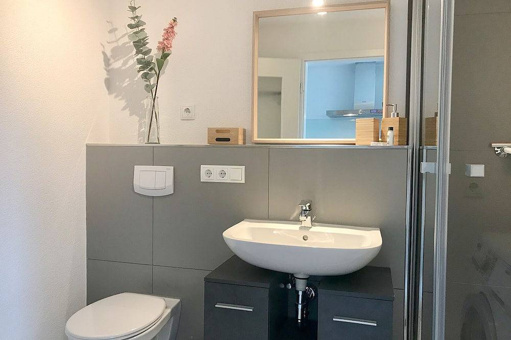 Ganze Wohnung, Ferienwohnung Schottenhof Walser 1 - Alleinlage im Grünen mit Panoramablick in Achberg, Region Bodensee-Oberschwaben