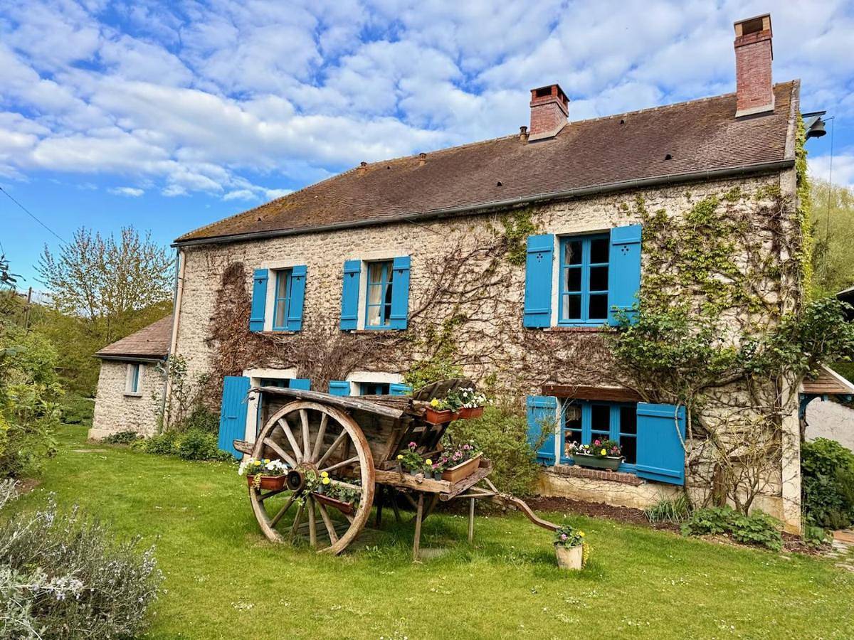 Moulin à Rêves - the Mill of Dreams in Méréville, Essonne