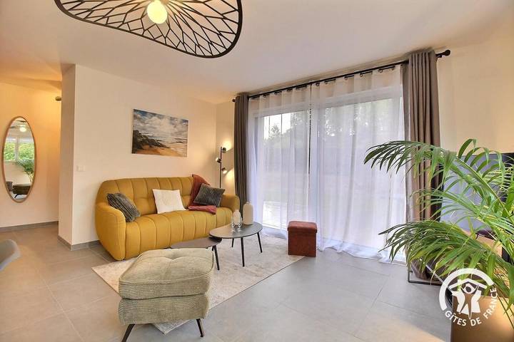 Location de vacances pour 6 personnes, avec jardin ainsi que terrasse et vue à Saint-Laurent - 2