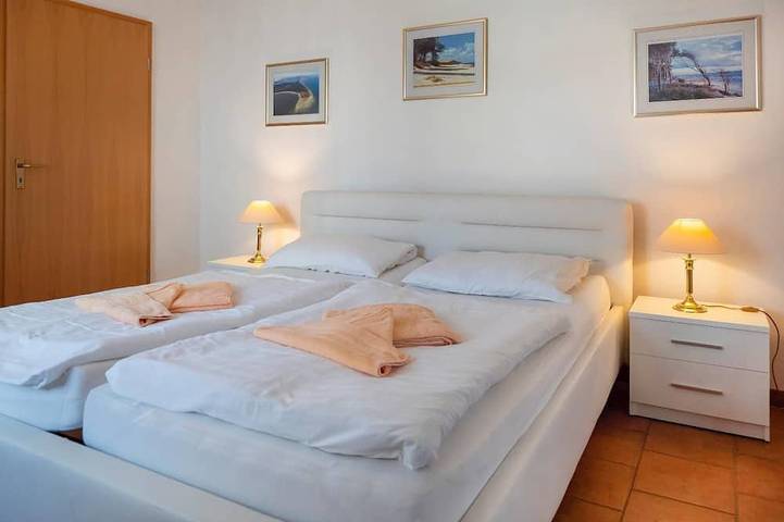 Ferienpark für 3 Personen, mit Terrasse in Zingst - 3