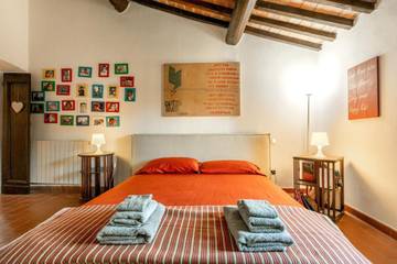 Villa for 10 Guests in Santa Luce, Pisa Province, Picture 2