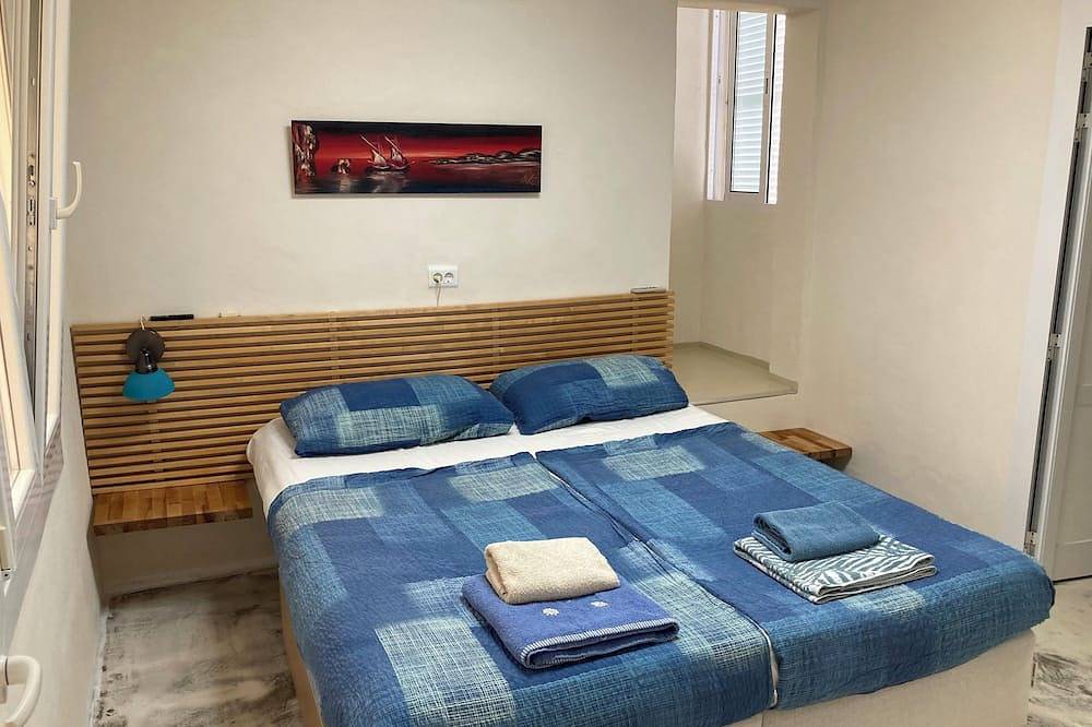 Pure beach feeling - Casa Caracol is located directly on the beach of Cala Romantica in Playa Romàntica, Manacor