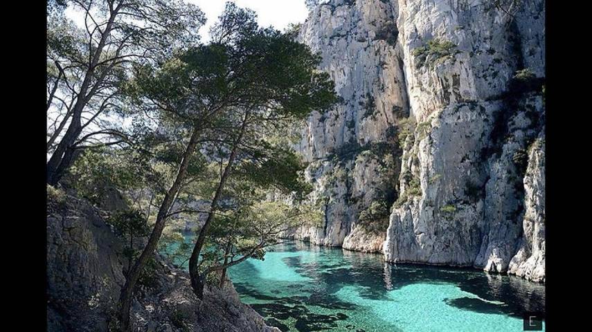 Villa pour 10 personnes, avec Balcon et Terrasse ainsi que Jacuzzi et Jardin dans Calanques