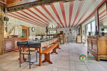 Gîte pour 12 Personnes dans Saint-Marcel (Morbihan), Région de Vannes, Photo 4