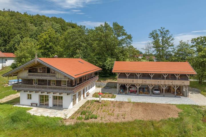 Bauernhof für 9 Personen, mit Balkon und Garten