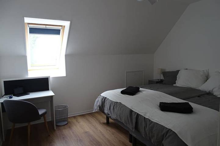 Location de vacances pour 6 personnes, avec sauna ainsi que jardin et jacuzzi à Savigny-en-Véron - 3