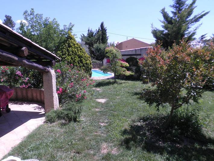 Location de vacances pour 4 personnes, avec piscine et jardin dans le Luberon - 4