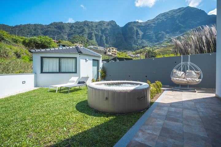 Casa de férias para 4 pessoas, com jardim e vista em São Vicente (Madeira)