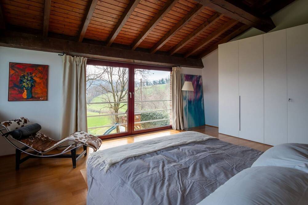 Guesthost - Casa delle Querce Villa with Pool in Ponte dell'Olio, Provincia di Piacenza