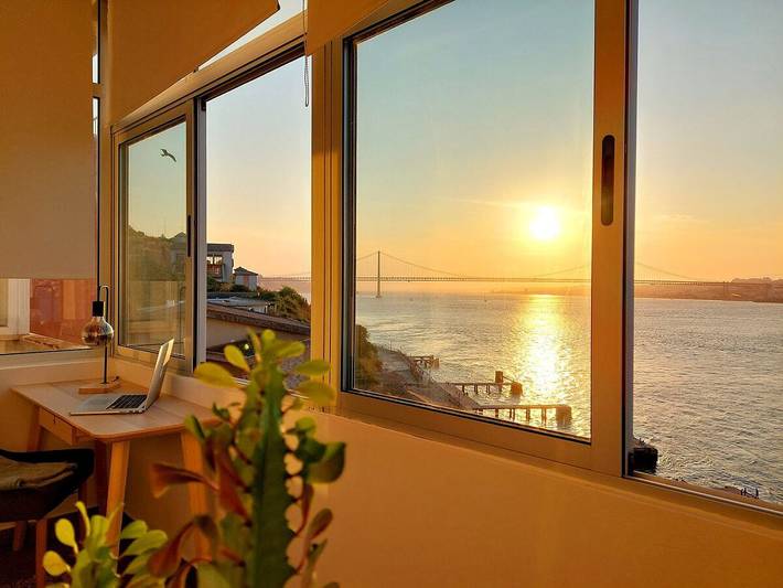 Ferienwohnung für 4 Personen, mit Meerblick und Balkon/Terrasse